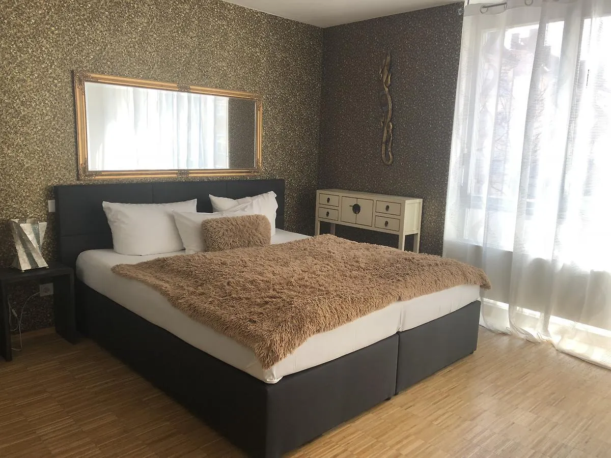 Aparthotel Sunny Apartment Munich Germany